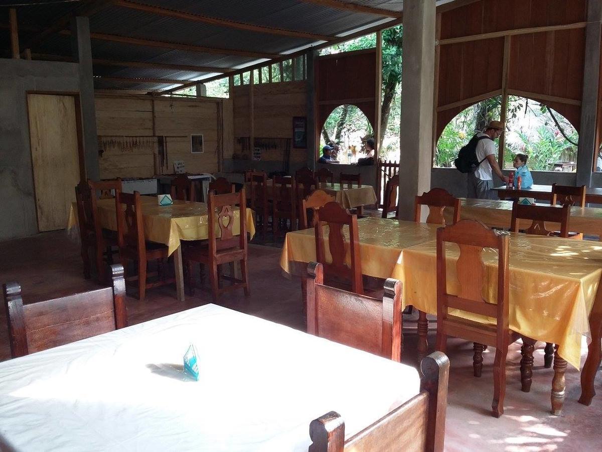 Centro Ecoturistico Ya'Ajche Hotel Lacanja Bagian luar foto